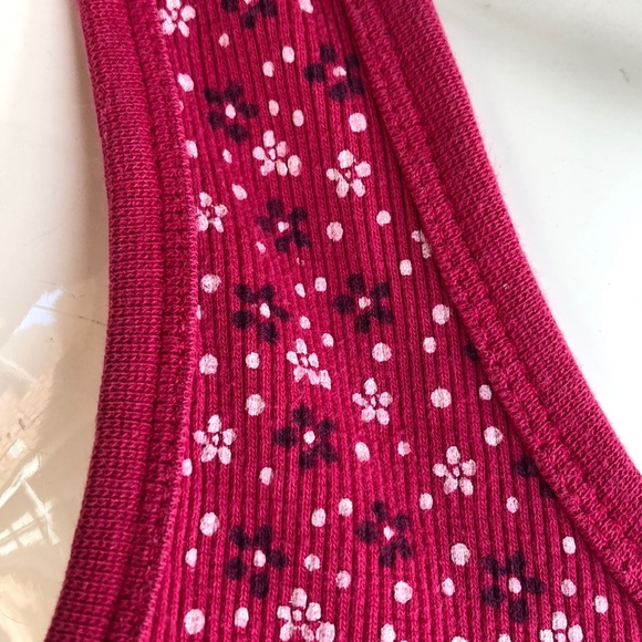 Red dainty floral print ribbed tank. Perfect to pair with your blue and white. - Picture 3 of 6